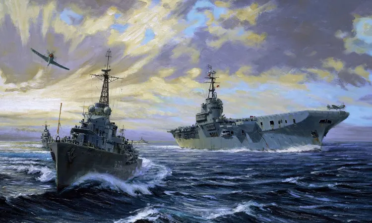 Naval Dominance with a Hidden Edge